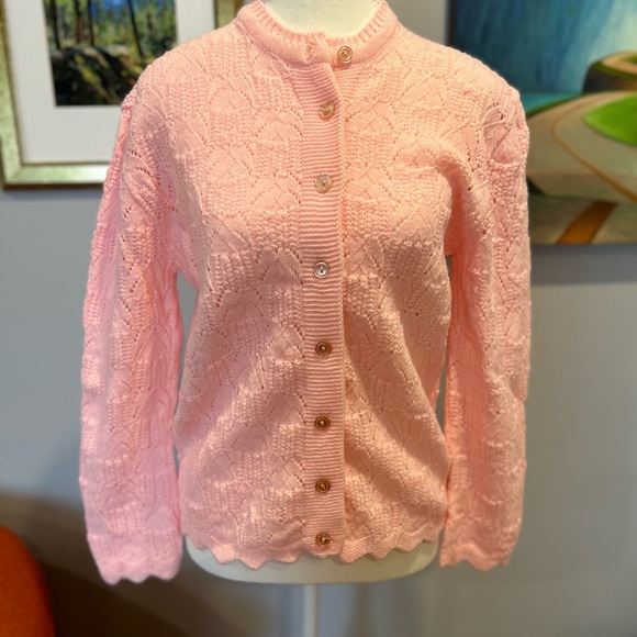 Cuddle Knit vintage 60’s pin up cardigan size M in barbie bubblegum pink NWT - Picture 6 of 9